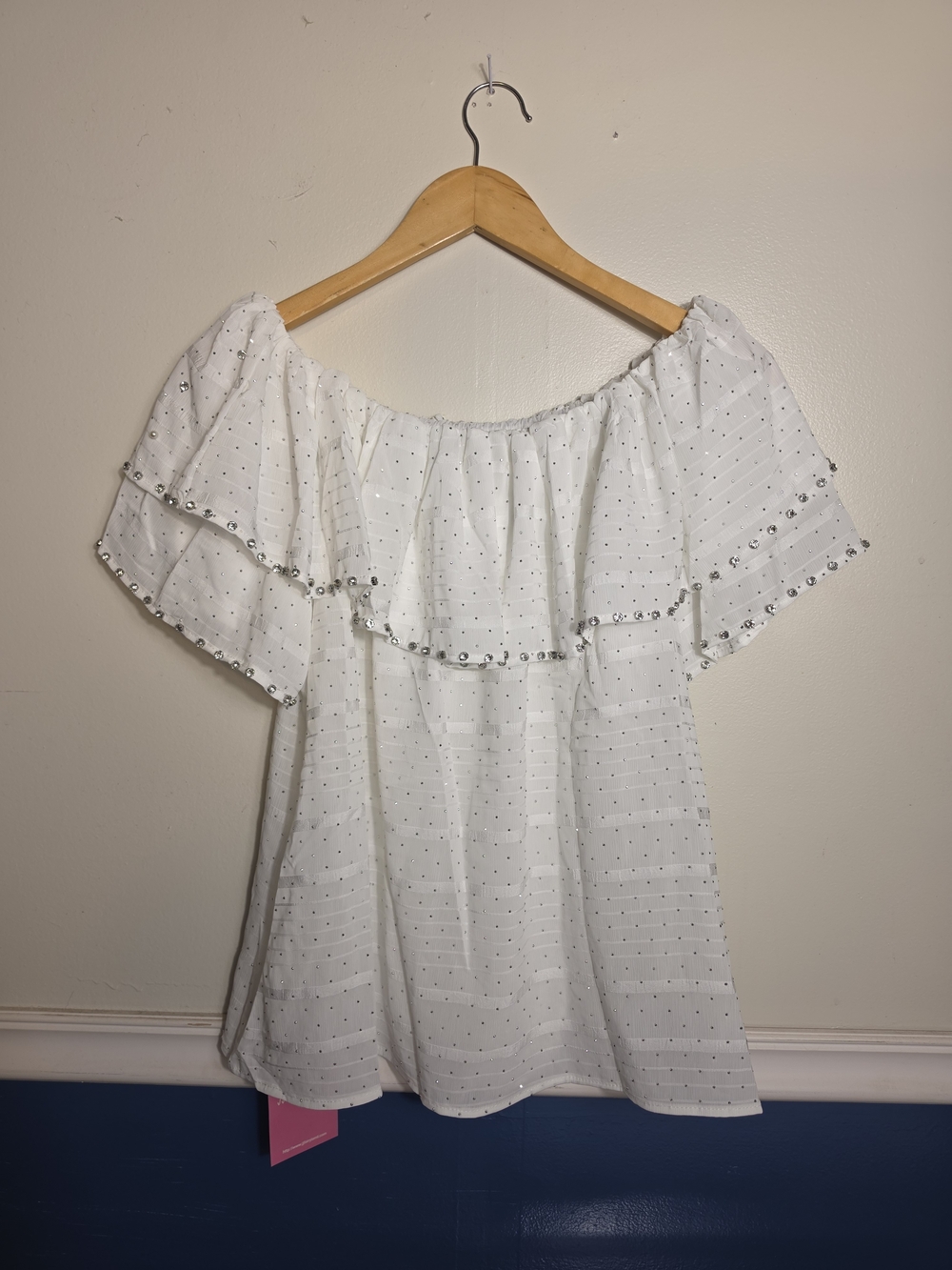 JJ's Fairyland Off-Shoulder White Eyelet Ruffle Top - Picture 2 of 9